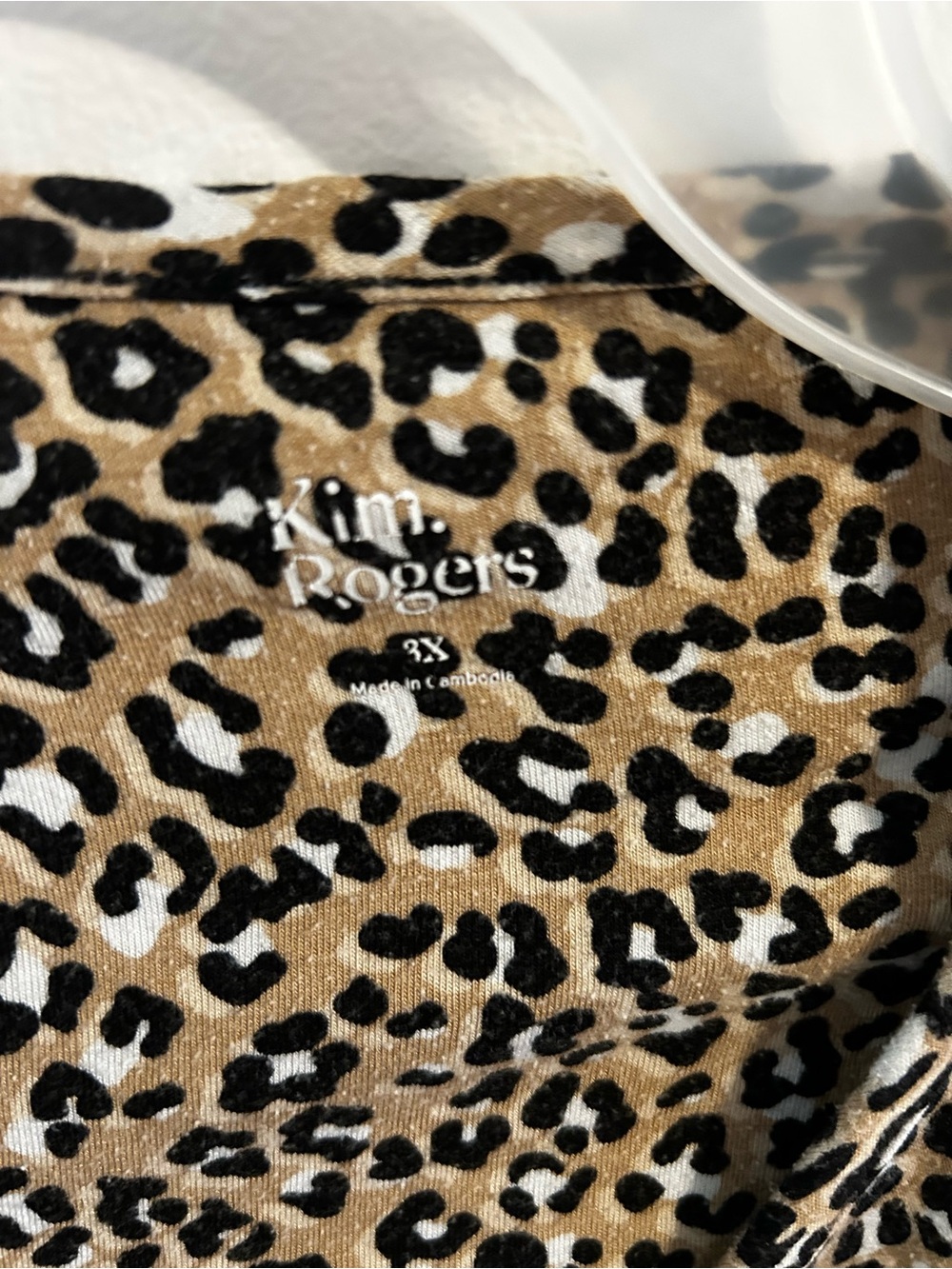 Kim Rogers Leopard Print Button-Front Blouse in Tan Black and Cream - Picture 4 of 4